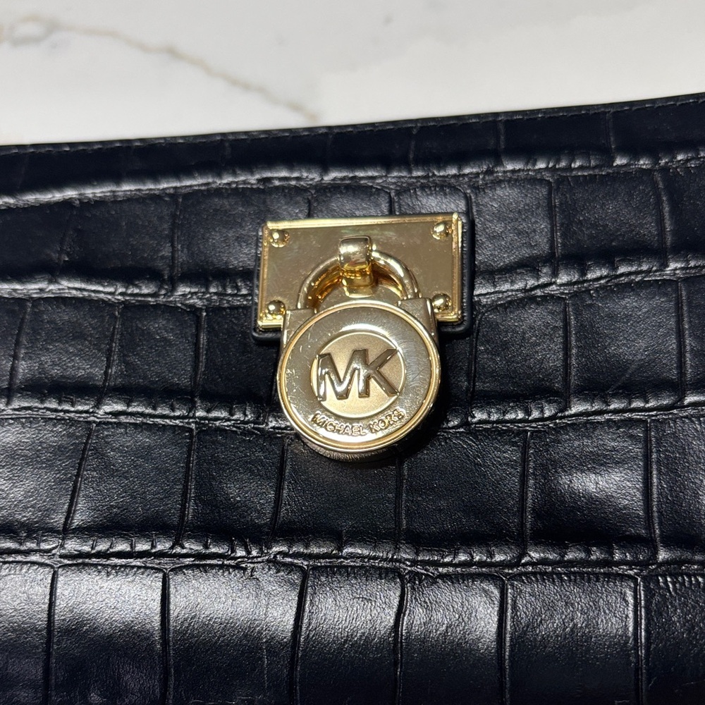 Michael Kors Black Croc-Embossed Wallet with Gold Hardware - Picture 2 of 11